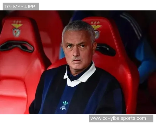 曼联主帅解约金揭秘穆帅最高达1960万阿莫林1200万总额超5400万 曼联主帅解约金揭秘穆帅最高达1960万阿莫林1200万总额超5400万