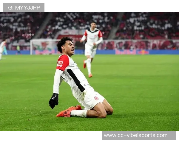 德天空报道法兰克福冬窗有意租借纽卡前锋奥苏拉加强阵容 德天空报道法兰克福冬窗有意租借纽卡前锋奥苏拉加强阵容