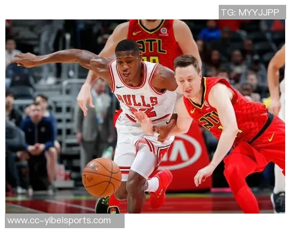 卡斯尔与文班训练赛中膝盖相撞受伤初步评估显示伤势并不严重 卡斯尔与文班训练赛中膝盖相撞受伤初步评估显示伤势并不严重