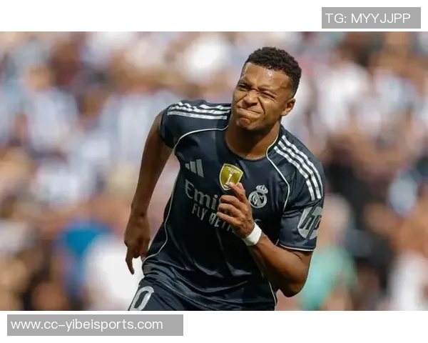 姆巴佩全场表现亮眼传射建功并贡献关键传球与过人评分高达86 姆巴佩全场表现亮眼传射建功并贡献关键传球与过人评分高达86