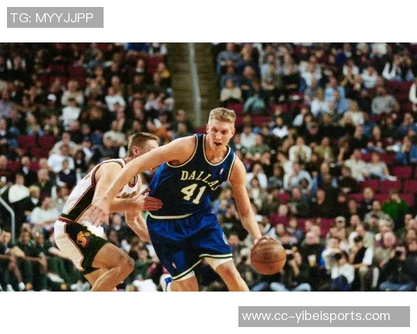 基德对弗拉格年龄的质疑引发关注他在场上场下的成熟表现令人印象深刻 基德对弗拉格年龄的质疑引发关注他在场上场下的成熟表现令人印象深刻