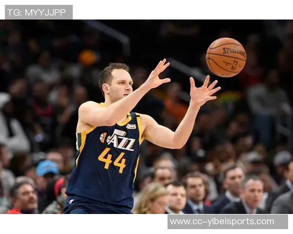 凯利:在关键时刻把握机会我会全力以赴命中每一个空位投篮 凯利:在关键时刻把握机会我会全力以赴命中每一个空位投篮