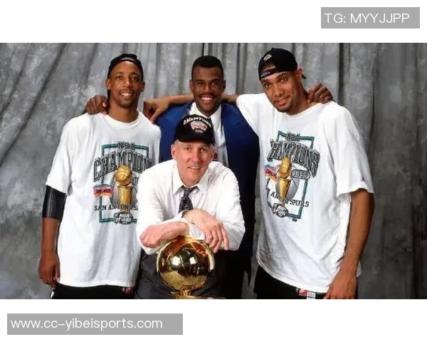 人生如戏澳波短暂执教之路从夺冠到下课再到解雇的悲喜交加 人生如戏澳波短暂执教之路从夺冠到下课再到解雇的悲喜交加