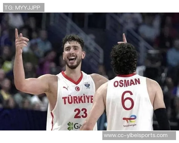 乌度卡确认明日对阵活塞五名球员先发阵容包括阿门杜兰特与贾巴里申京亚当斯 乌度卡确认明日对阵活塞五名球员先发阵容包括阿门杜兰特与贾巴里申京亚当斯