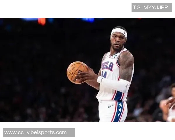 里德表现出色但仍需提升11投7中斩获18分7篮板2助攻1抢断1盖帽三分球命中率待加强